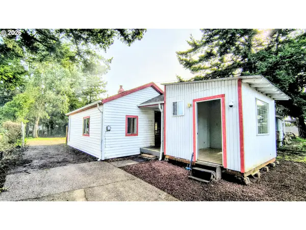 319 N Wall St, CoosBay, OR 97420