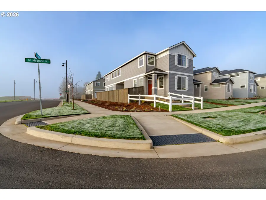 7398 SE Madrone St, Hillsboro, OR 97123 - #2
