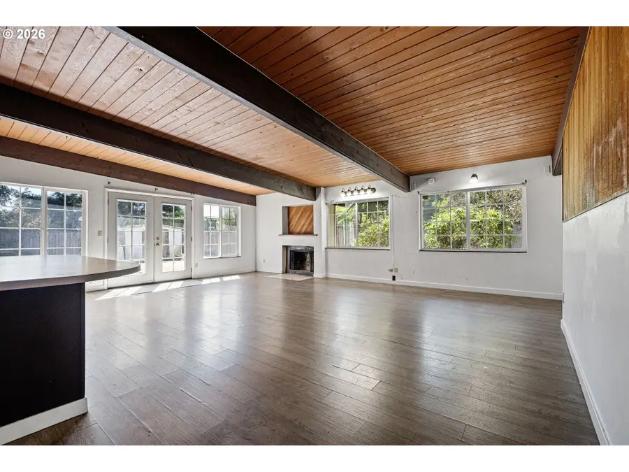 3560 Harlow Rd, Eugene, OR 97401 - #2