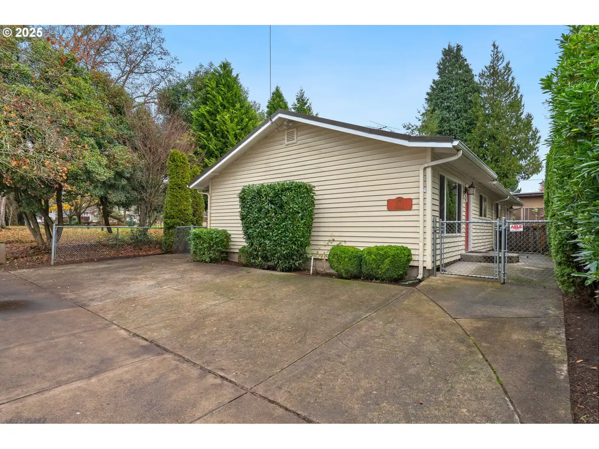 2117 Kauffman Ave, Vancouver, WA 98660 - Image #1