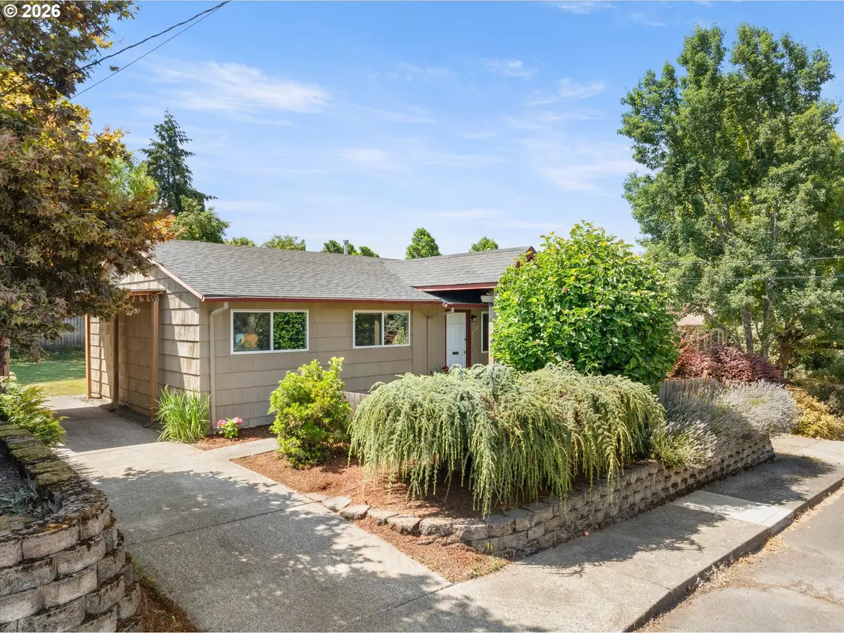 9235 N Seward Ave, Portland, OR 97217 - #1