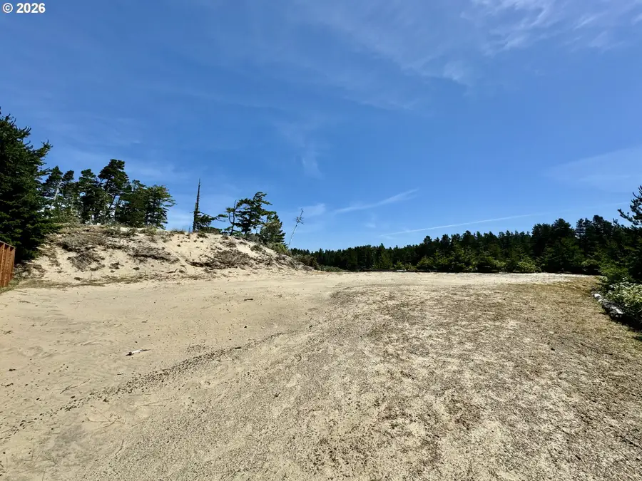Lake Point Dr #69, Florence, OR 97439 - #3