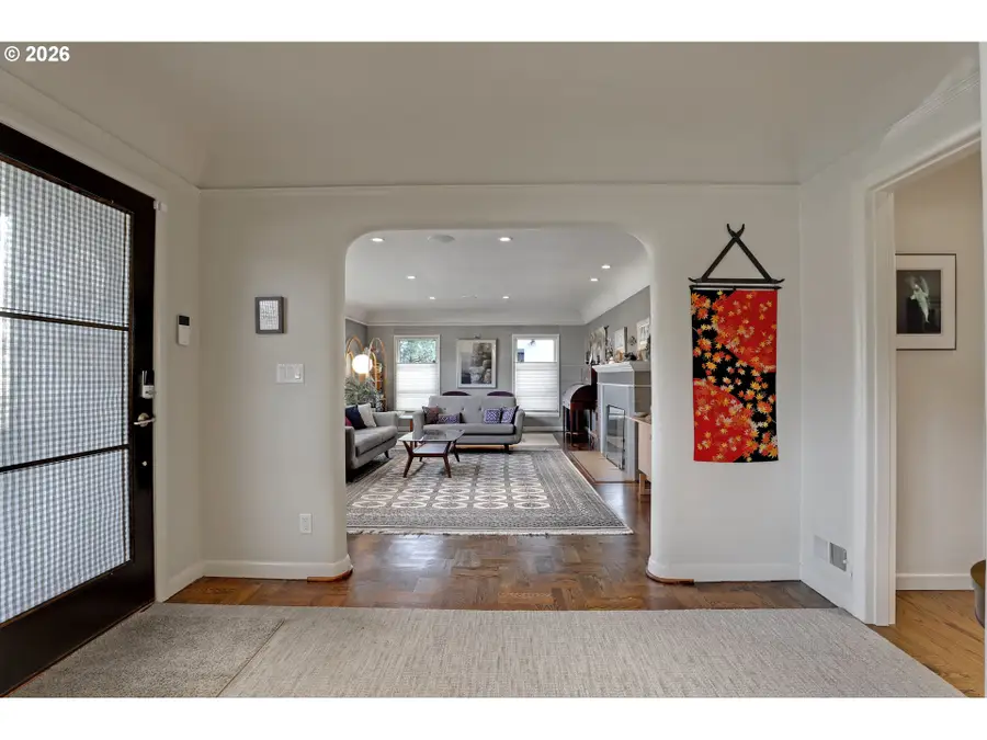 2838 NE Hamblet St, Portland, OR 97212 - #2