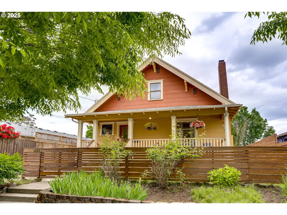 8113 SE Morrison St, Portland, OR 97215 - #1