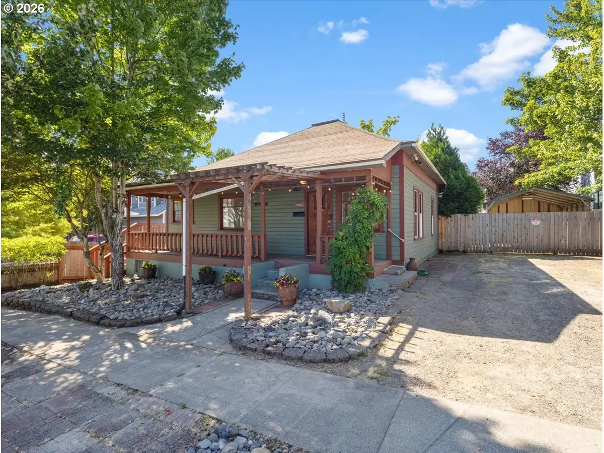 428 Roosevelt St, Oregon City, OR 97045 - #1