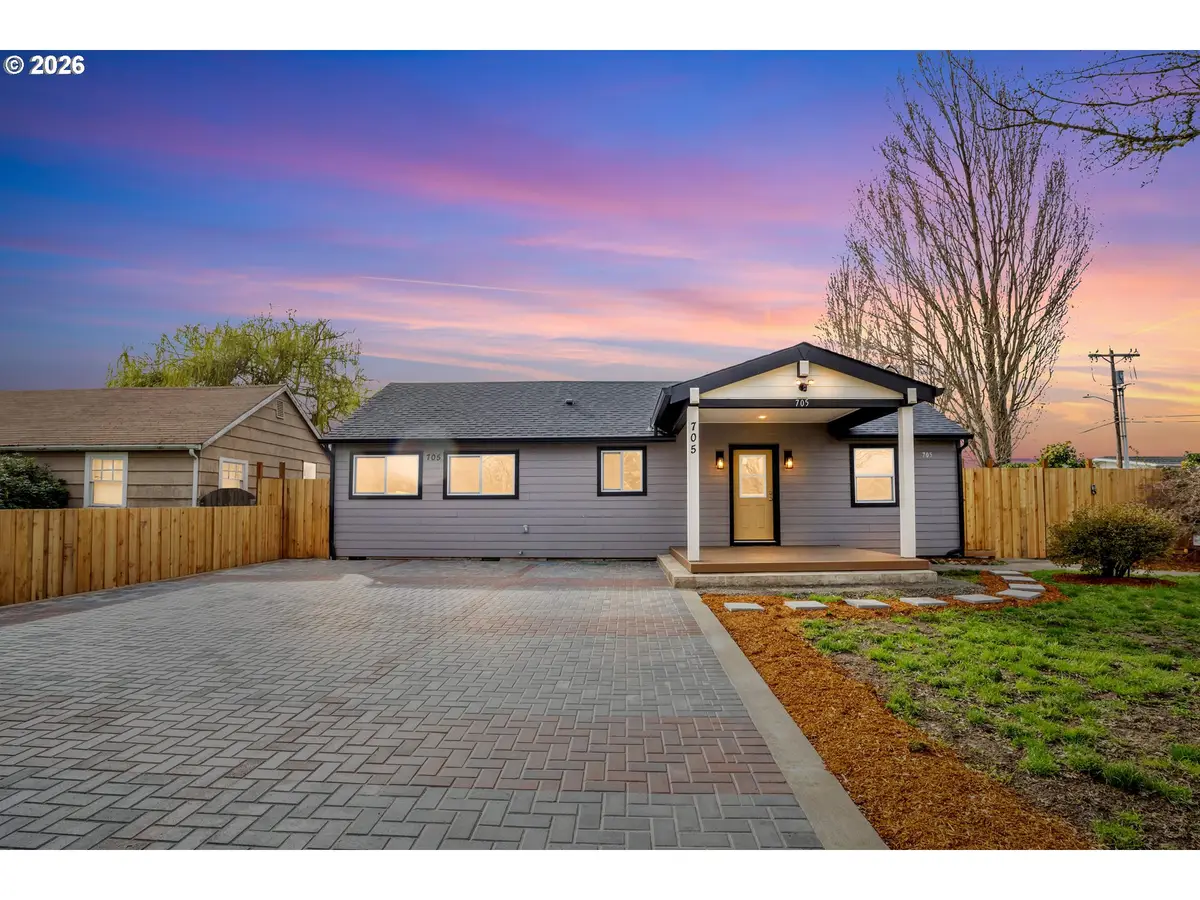 705 SW Dennis Ave, Hillsboro, OR 97123 - #1