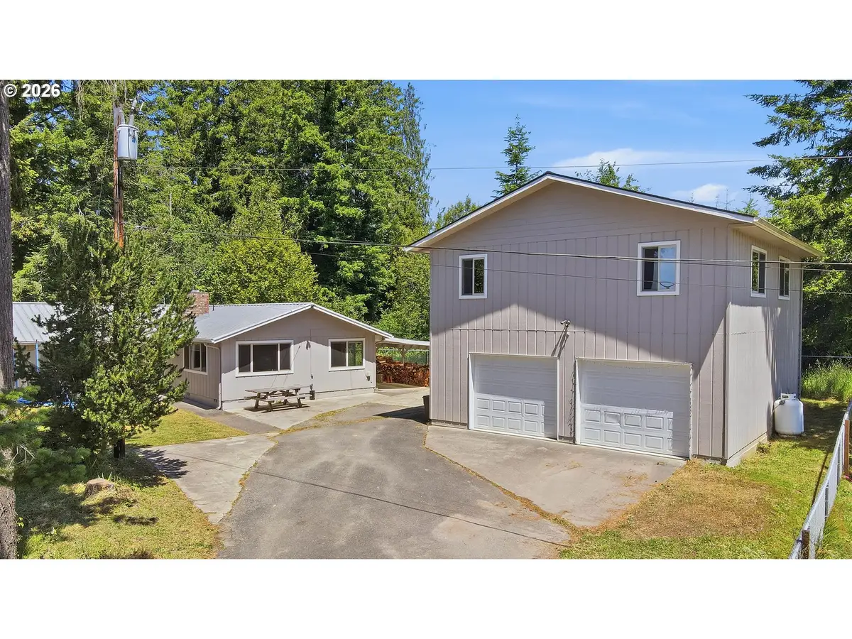 1991 Hazel St, Myrtle Point, OR 97458 - #1