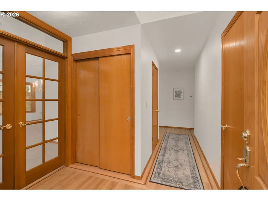 575 SW 166th Ave, Beaverton, OR 97006 - Image #2