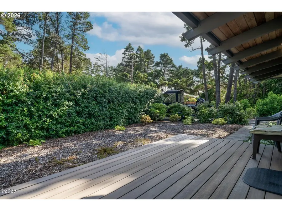 225 Monterey Ave, Lincoln Beach, OR 97367 - #3