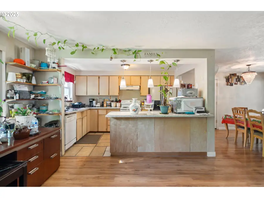 3130 SE 161st Ave, Portland, OR 97236 - Image #3