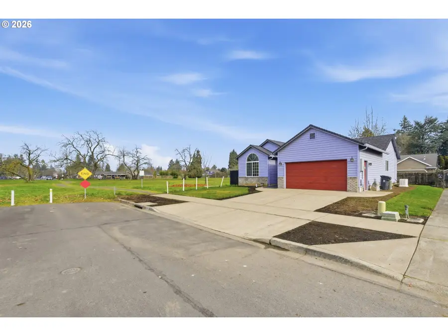 2989 Dahlia Ln, Eugene, OR 97404 - Image #2