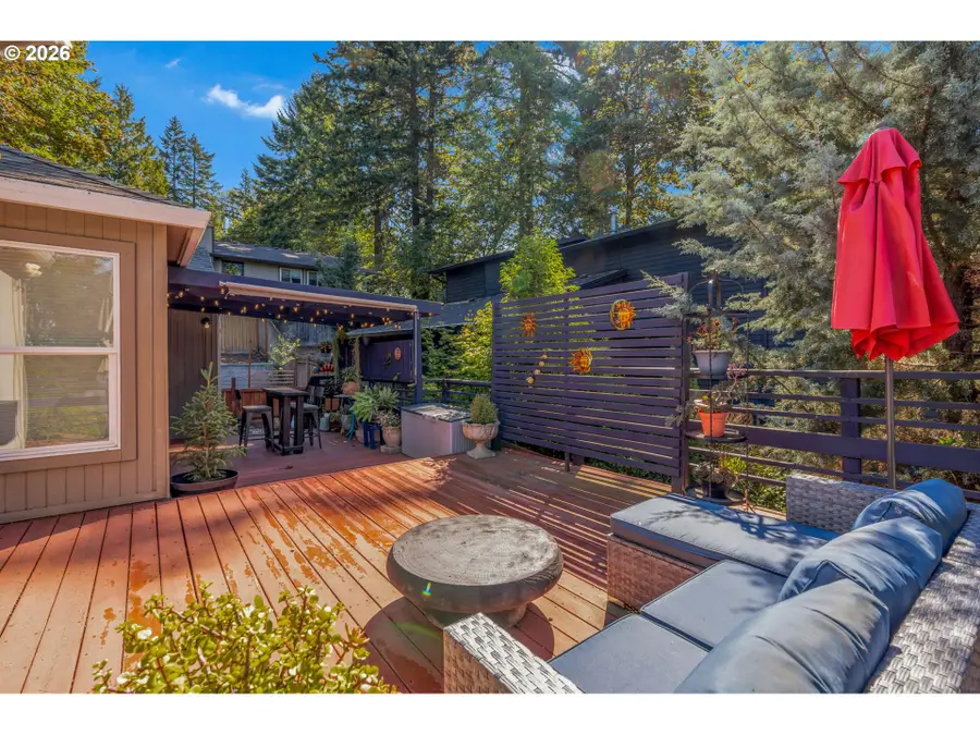 5238 SW Vacuna St, Portland, OR 97219 - #2