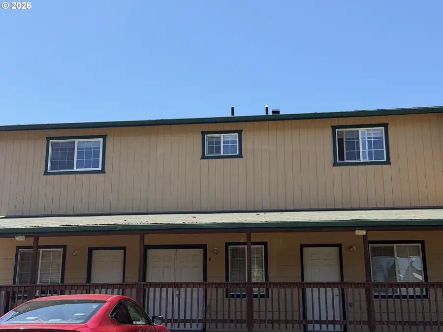 51 SW Brantley Dr, Winston, OR 97496 - #2