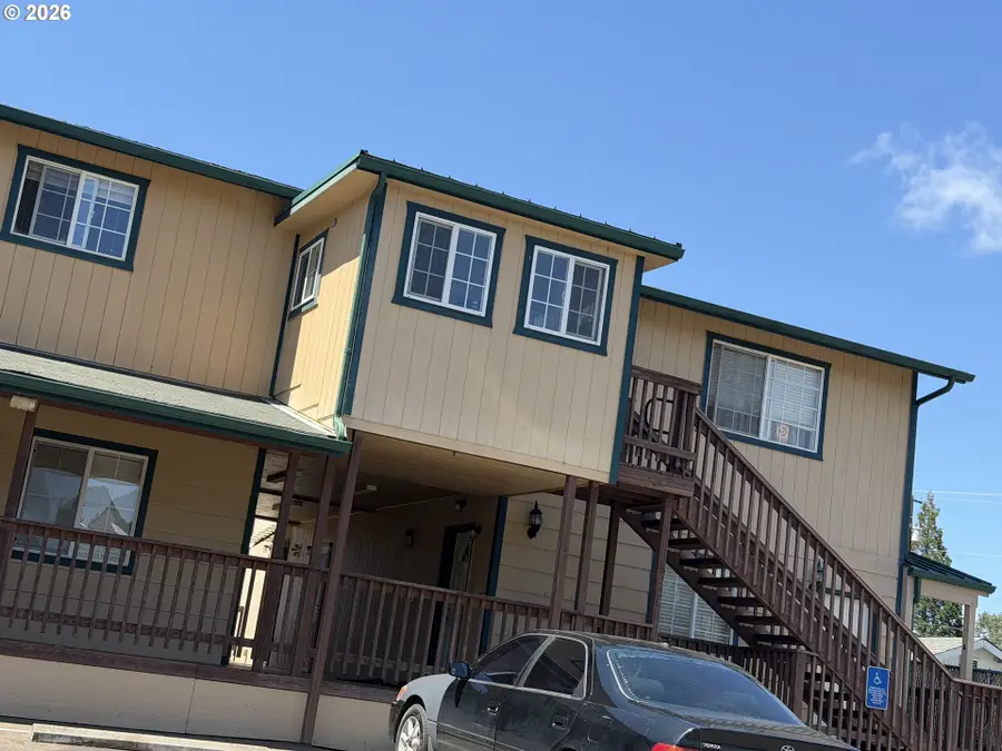 51 SW Brantley Dr, Winston, OR 97496 - #3