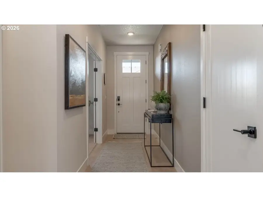 2257 Veneta Ave S, Salem, OR 97306 - #2