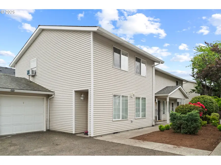 18230 SE Pine St, Portland, OR 97233 - #2