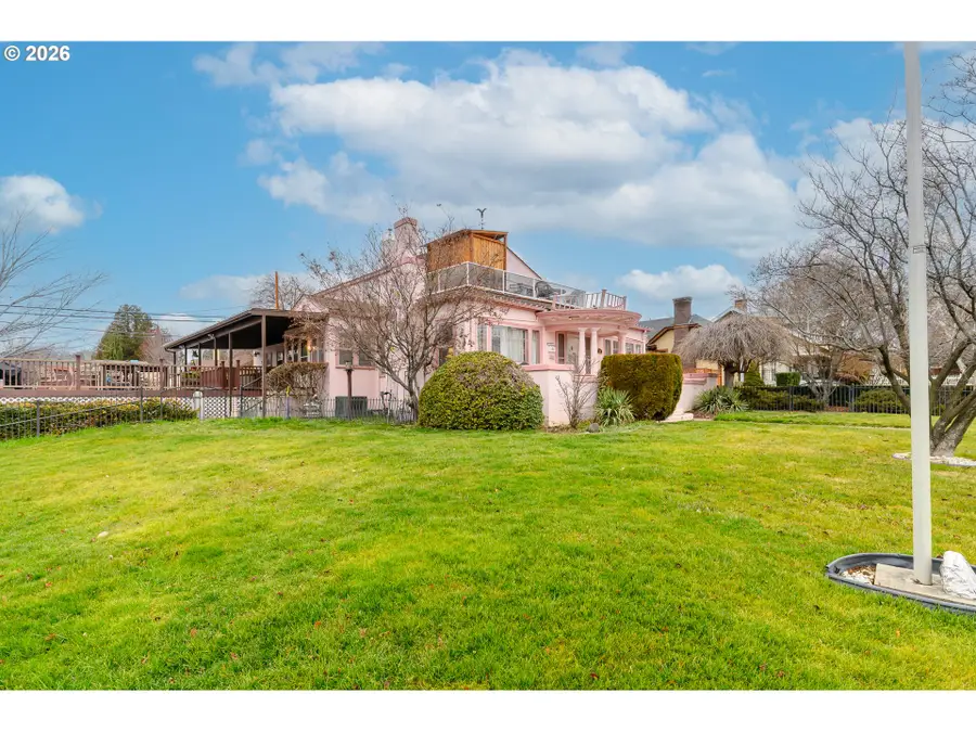 226 S 16th Ave, Yakima, WA 98902 - #3