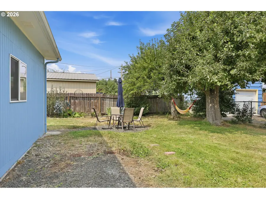 810 22nd St, Springfield, OR 97477 - #3