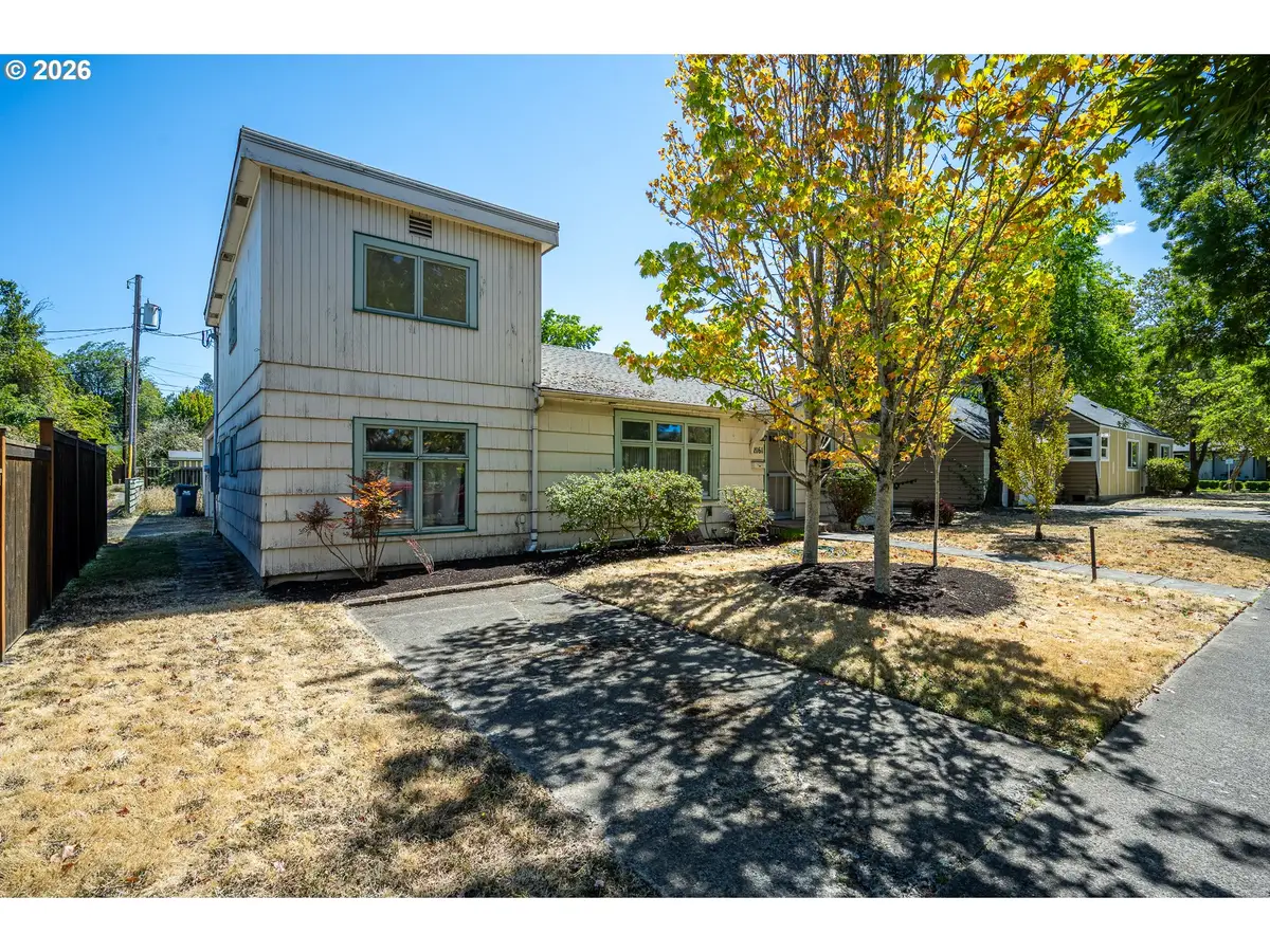 2161 Hilyard St, Eugene, OR 97405 - #1