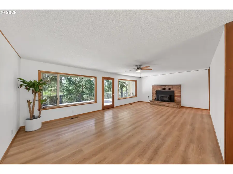 942 Osprey Dr, Umpqua, OR 97486 - #3