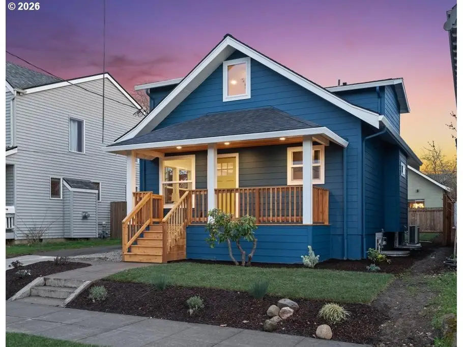 1408 NE Sumner St, Portland, OR 97211 - #1