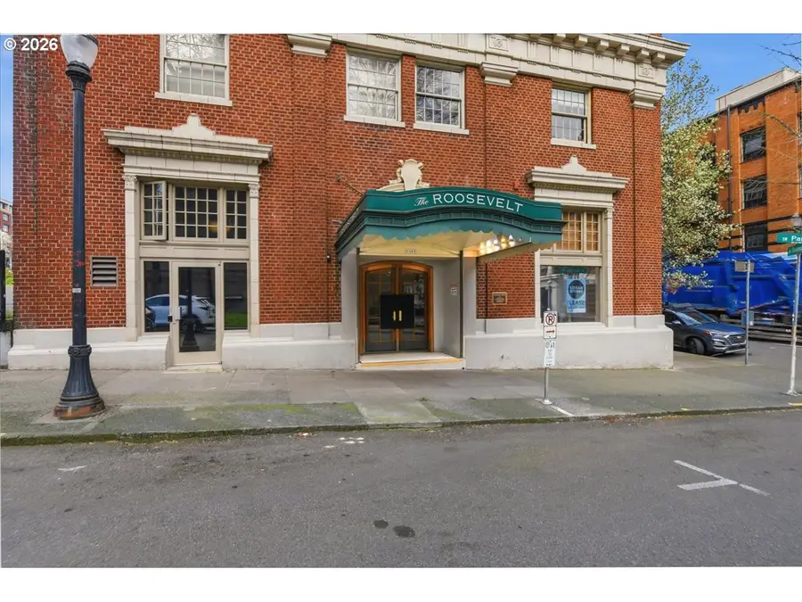 1005 SW Park Ave #605, Portland, OR 97205 - #3