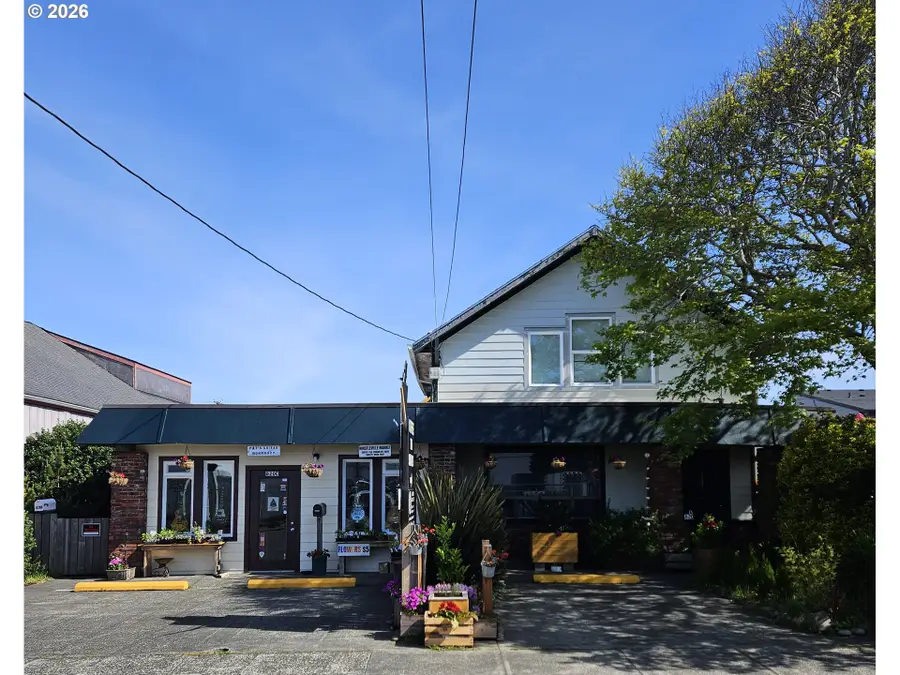 820 Oceanway St, Seaside, OR 97138 - #2