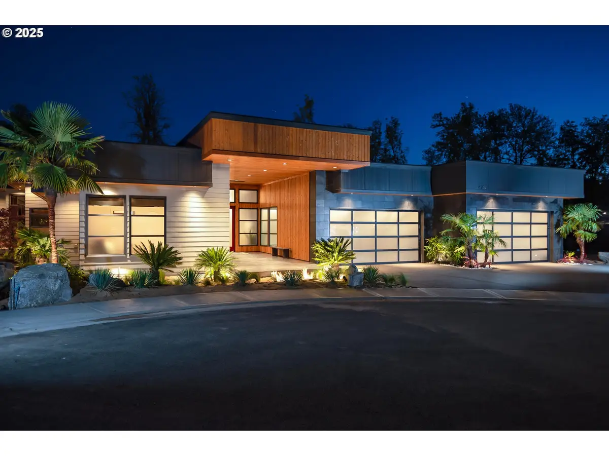 6730 NW Longbow Ln, Camas, WA 98607 - Image #1