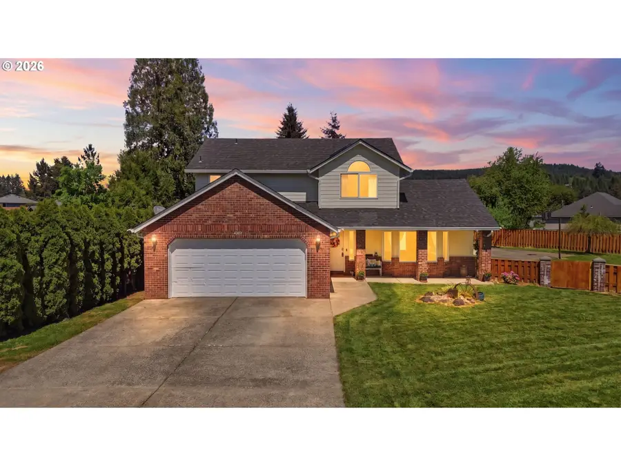 406 E Valley St, Yacolt, WA 98675 - #2