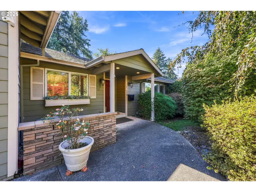 21620 SE Ash St, Gresham, OR 97030 - #2