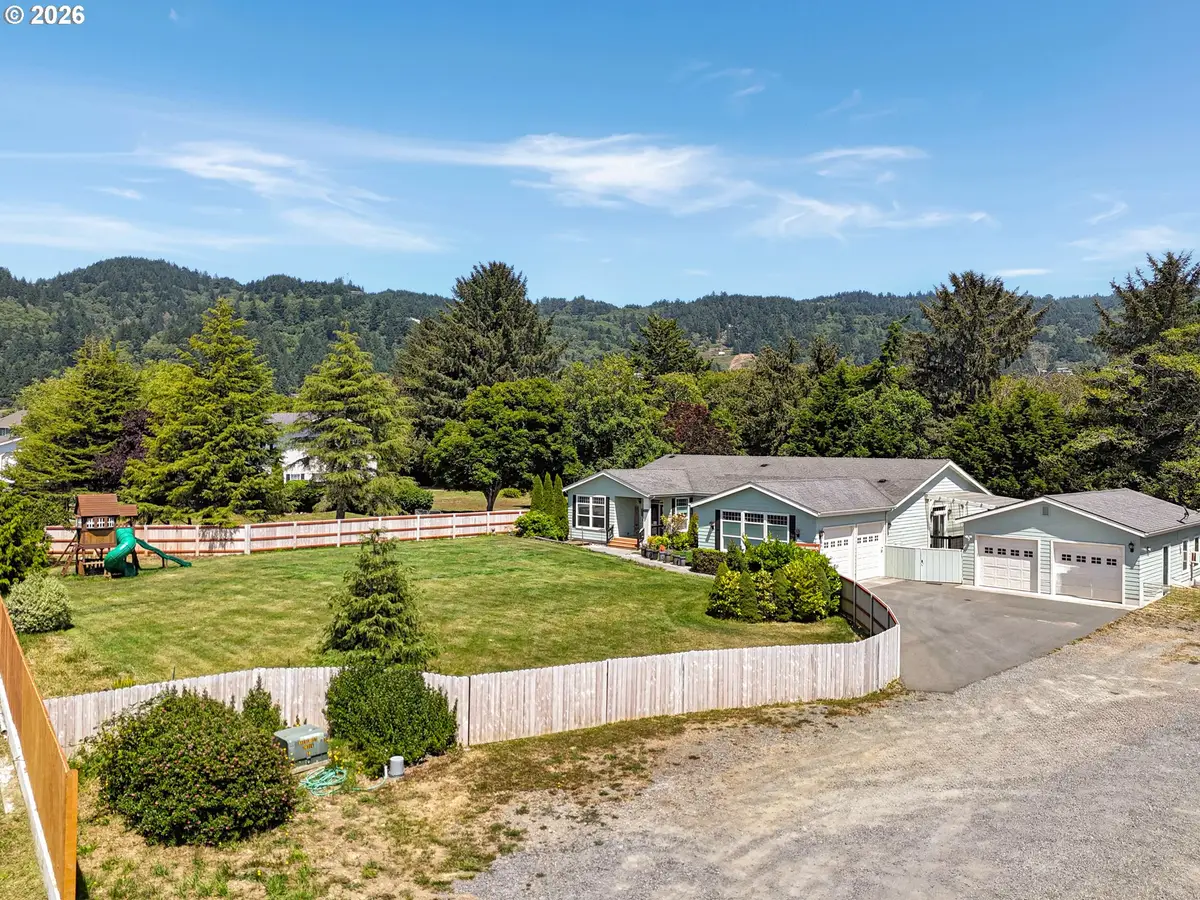 15618 Pedrioli Dr, Brookings, OR 97415 - #1