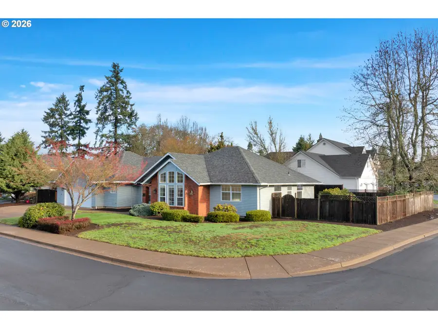 223 Beringer Ct, Eugene, OR 97404 - Image #3