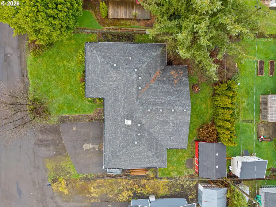 4204 Dogwood Ave, Tillamook, OR 97141 - #2