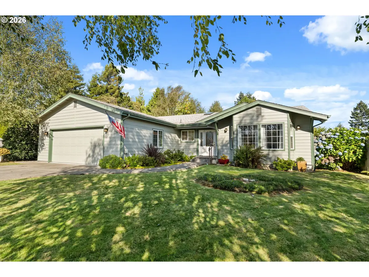 850 Crestwood Pl, Brookings, OR 97415 - #1