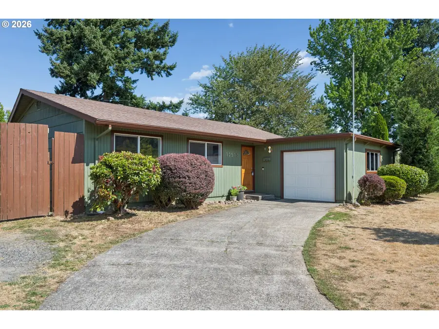 12513 NE Russell St, Portland, OR 97230 - #2