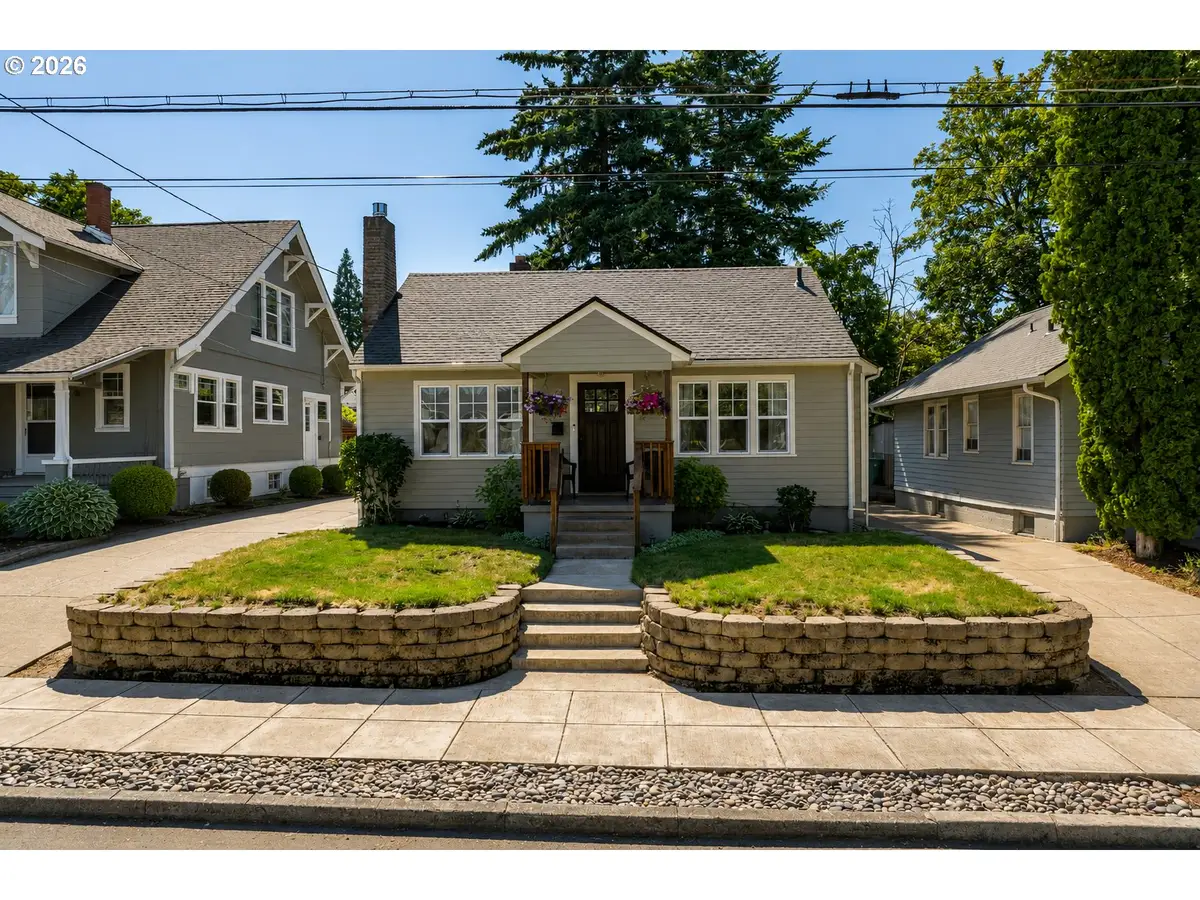 6705 N Congress Ave, Portland, OR 97217 - #1