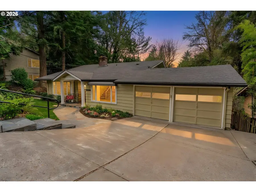 916 Cumberland Rd, Lake Oswego, OR 97034 - #2