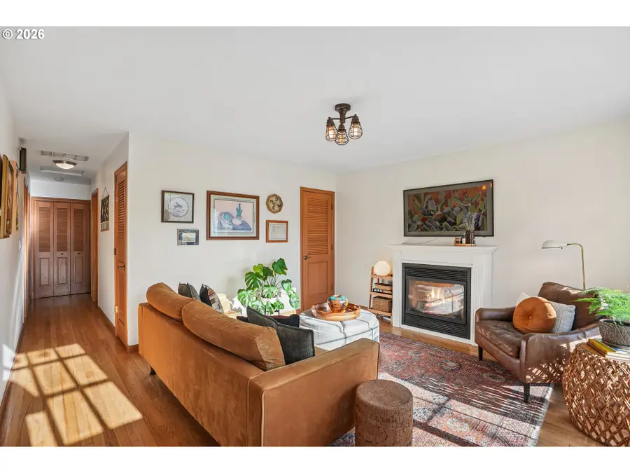 2508 NE 121st Ave, Portland, OR 97220 - #2