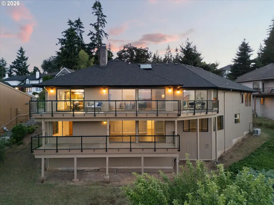 2902 Rawhide St, West Linn, OR 97068 - #2