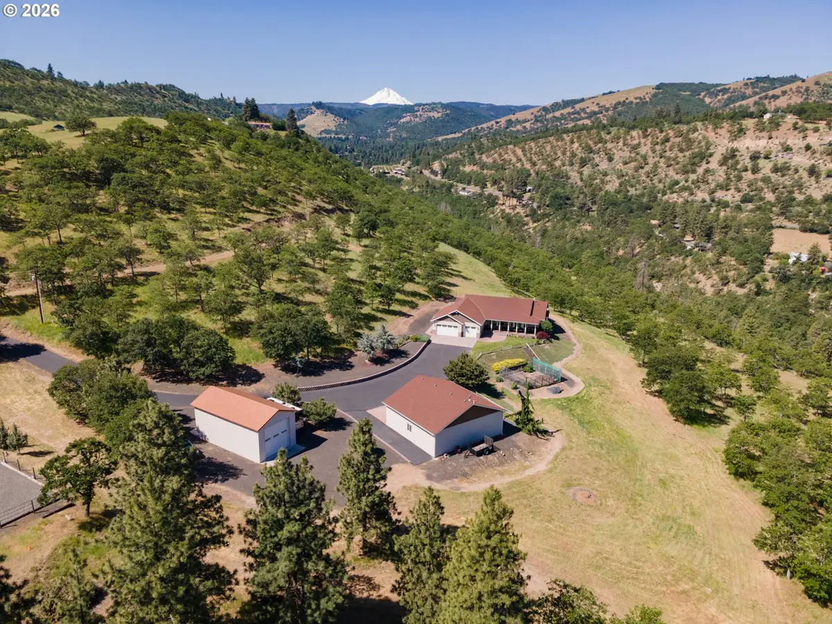 6065 Cherry Heights Rd, The Dalles, OR 97058 - #1