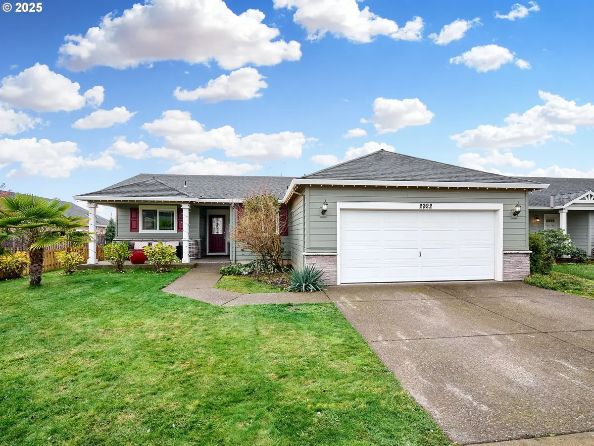 2922 Oxford St, Woodburn, OR 97071 - Image #1