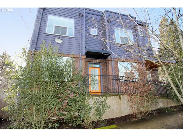 1906 SE Tacoma St, Portland, OR 97202