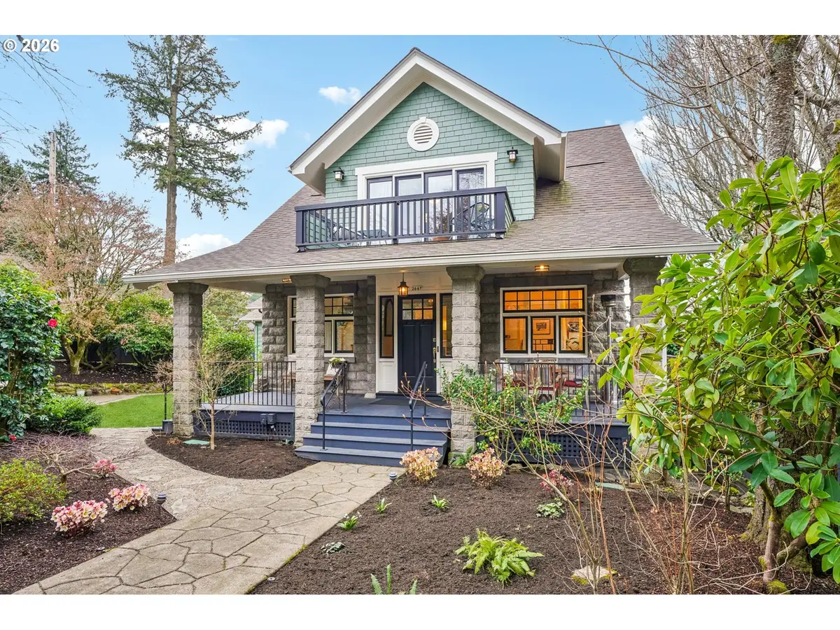 2647 SW Montgomery Dr, Portland, OR 97201 - #1