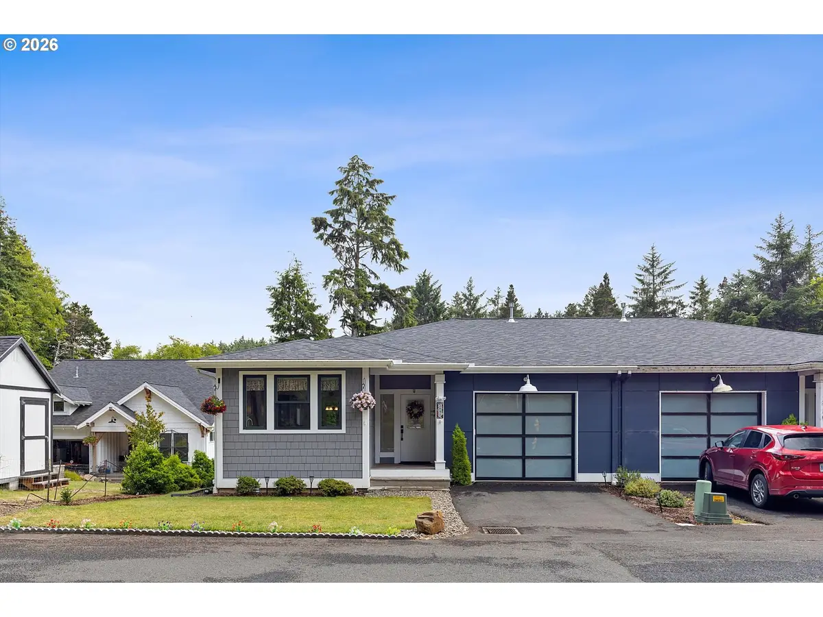 2992 NE 26th St, Lincoln City, OR 97367 - #1