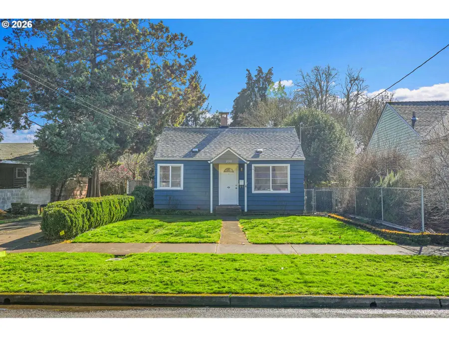 234 NE Grant St, Hillsboro, OR 97124 - #2