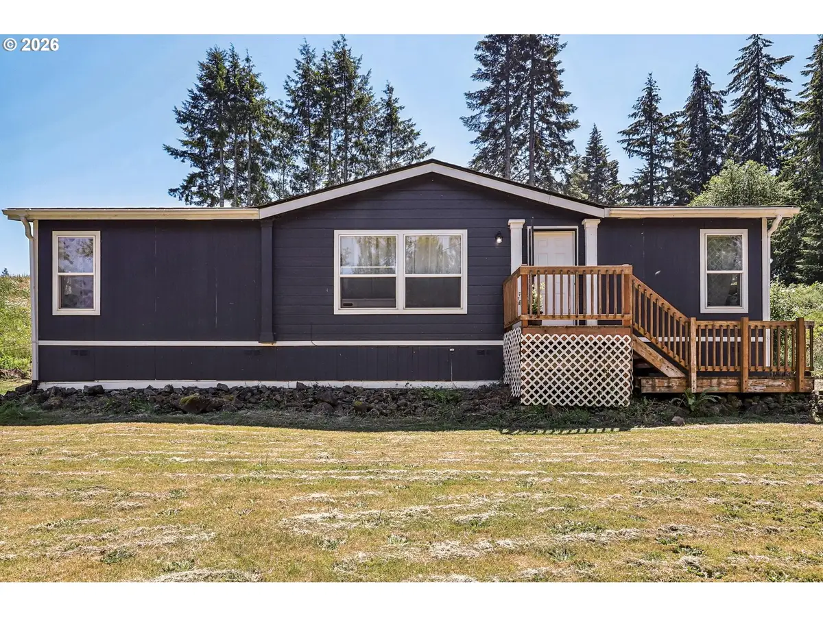 104 S Goble Creek Rd, Kelso, WA 98626 - #1