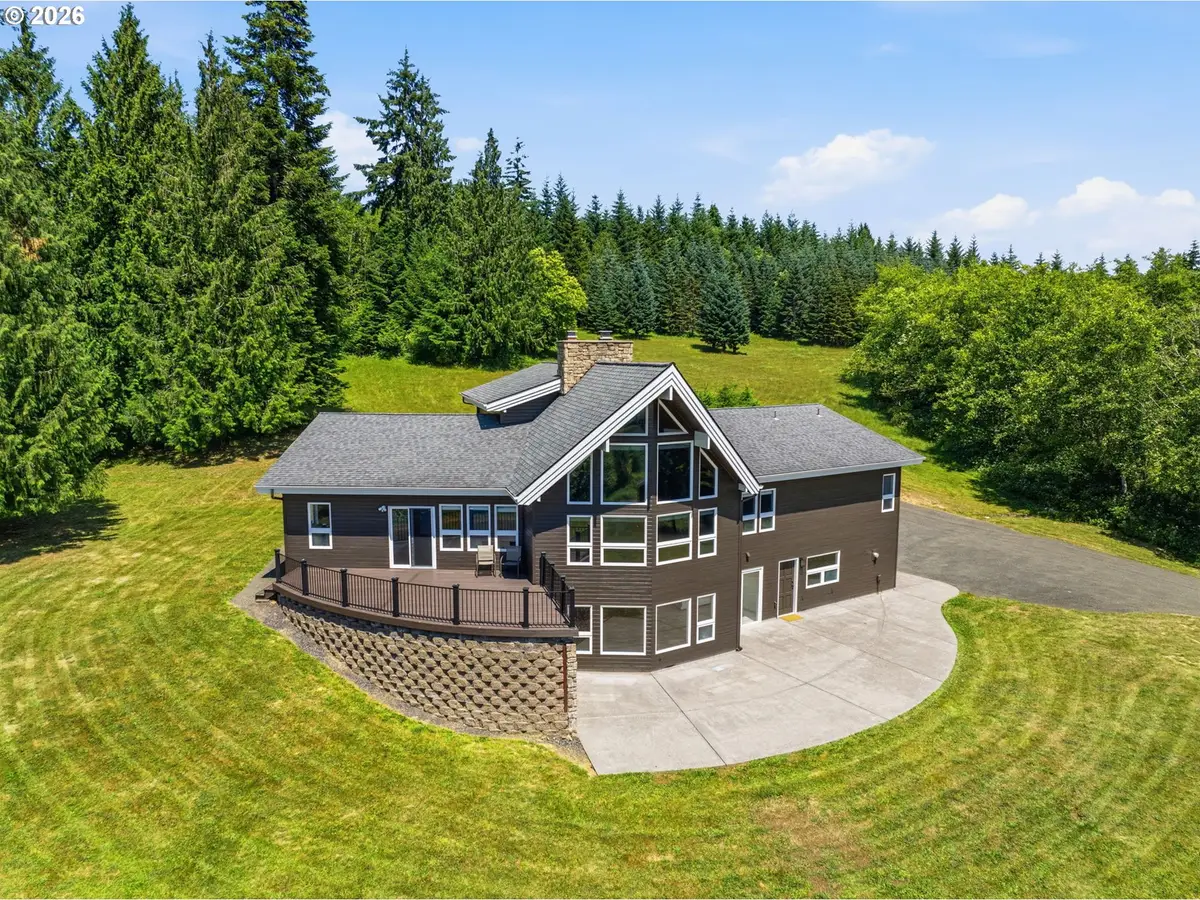 262 Bunker Hill Rd, Longview, WA 98632 - #1
