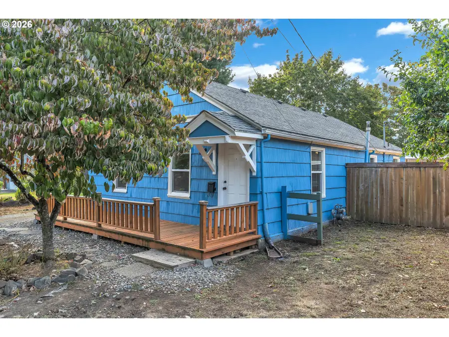 6016 NE Alberta St, Portland, OR 97218 - #2