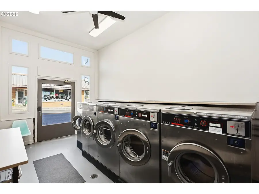 501 Deschutes Ave, Maupin, OR 97037 - #3