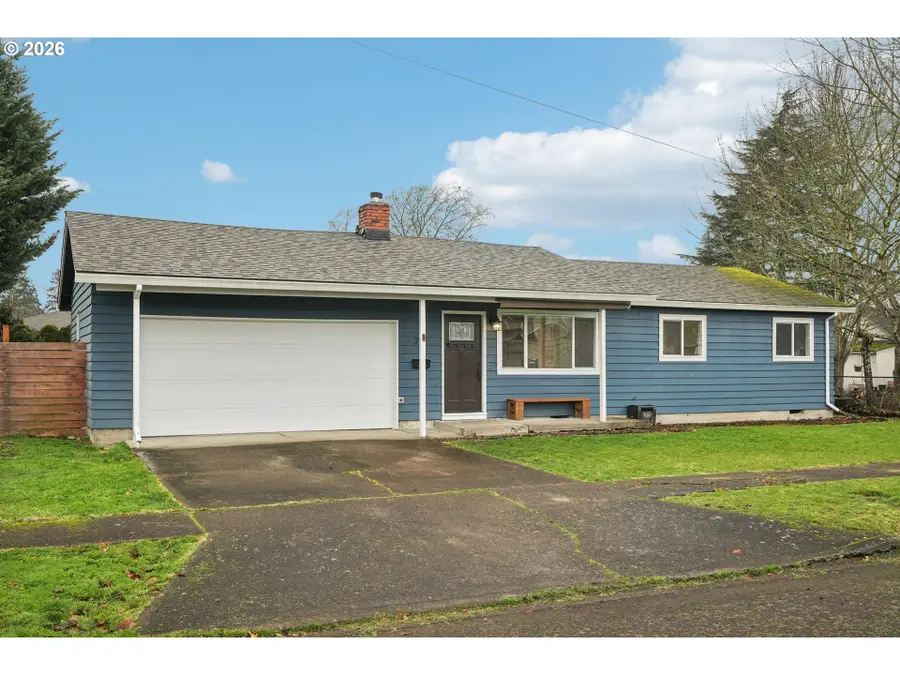 712 S Willamette St, Newberg, OR 97132 - Image #2